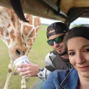 Meet your Posher, Danielle